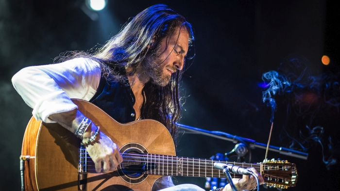 Estas-Tonne.jpg