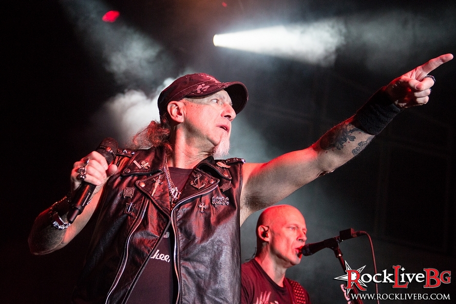 accept-sofia02