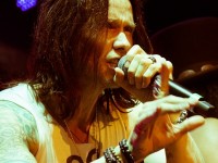 slash 044
