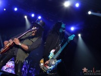 slash 052